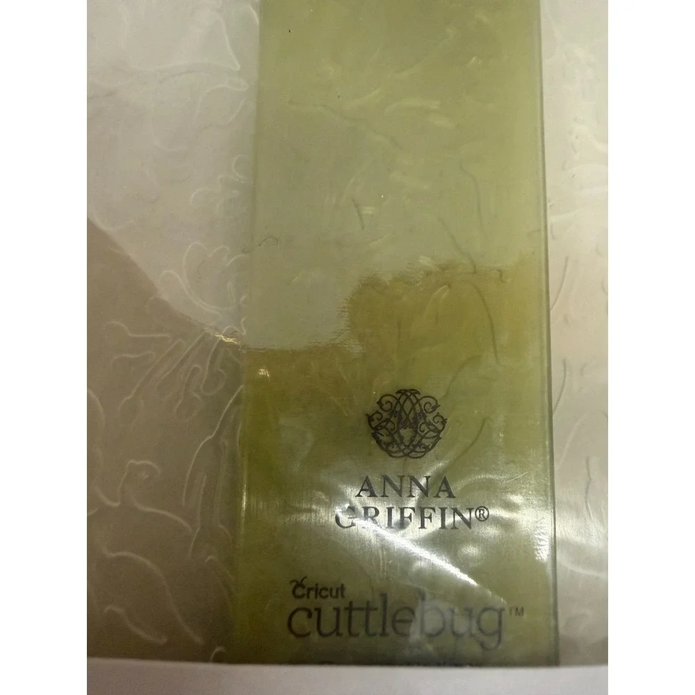 Cuttlebug Anna Griffin Flower and Borders Cutting Dies and FOLDERS SET! RARE